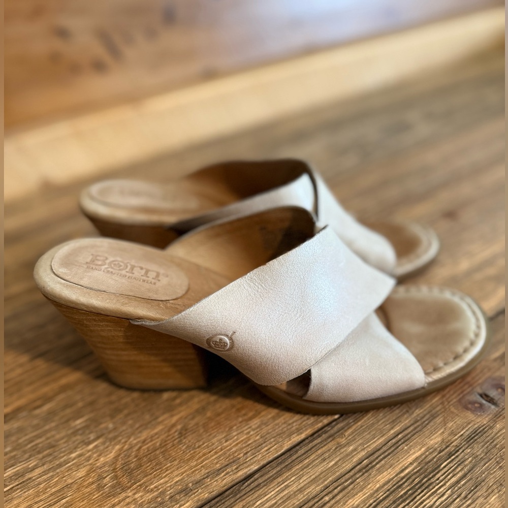 Born Women's Tan Leather Mules